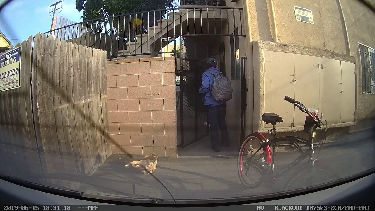 Bike-Theft-caught-on-BlackVue-dashcam
