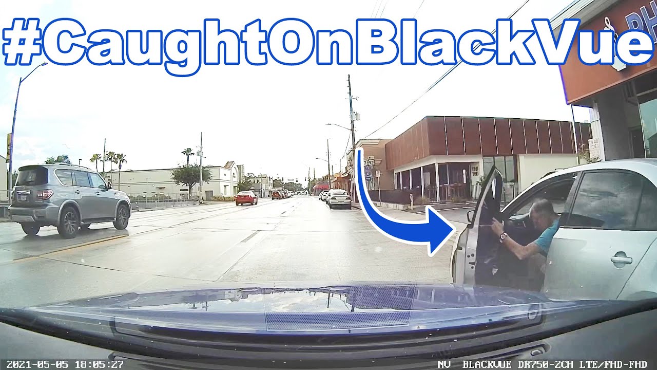 Dooring-Accident-CaughtOnBlackVue