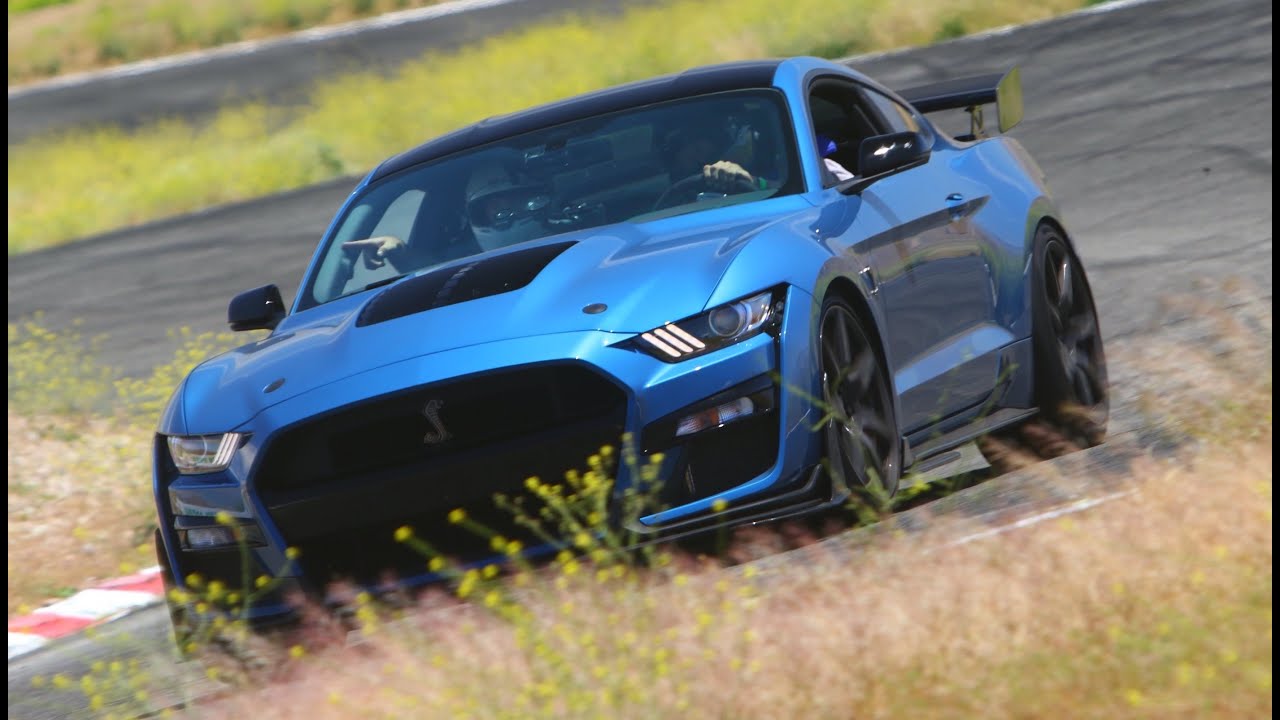 My-2020-Shelby-GT500-CFTP-On-The-Track-Drifting-New-Borla-Exhaust