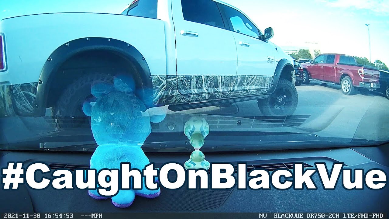 Police-Finds-Parking-Lot-Hit-And-Runner-Thanks-To-Dash-Cam-CaughtOnBlackVue-1