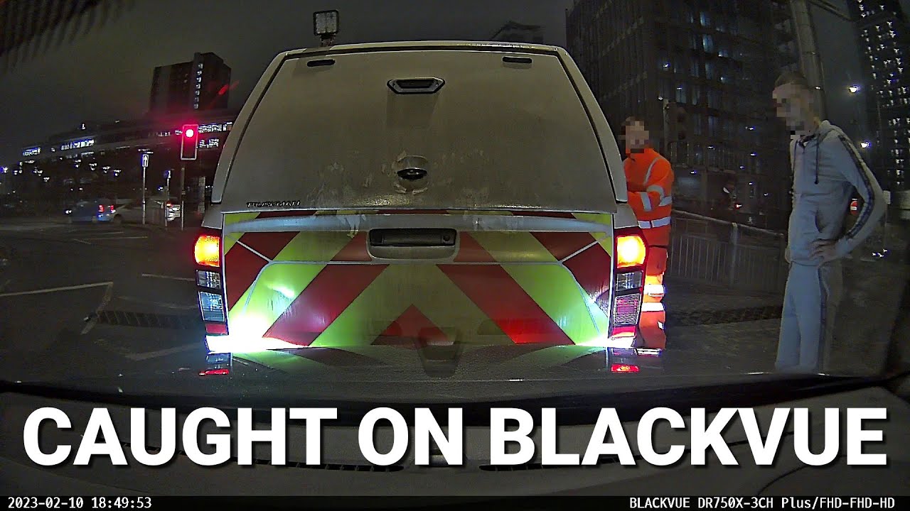 Reversed-Into-And-Hit-At-Green-Light-CaughtOnBlackVue