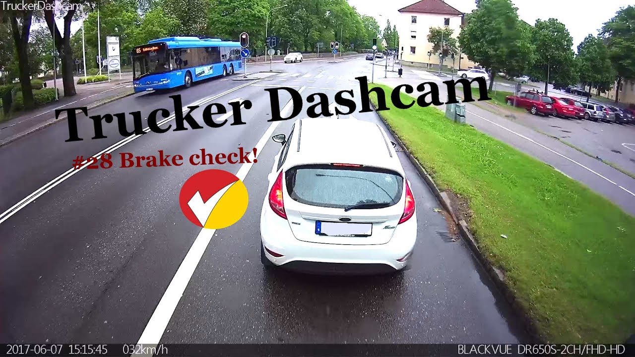 Trucker-Dashcam-28-Brake-check