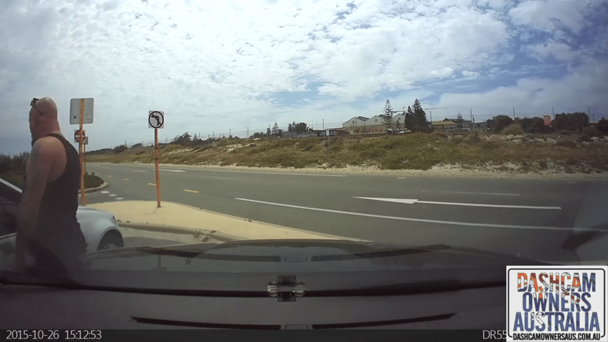 dashcam-owners-australia-beach-break-in