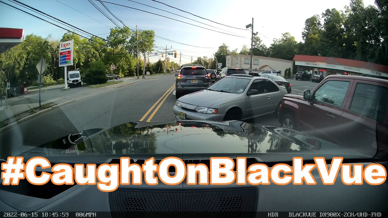 Teenager-Fahrer trifft einen brandneuen BMW X5 #CaughtOnBlackVue